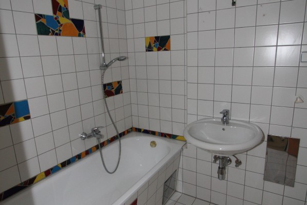Benediktahofgasse: 4 Zimmer-Maisonetteneckwohnung mit Carport
