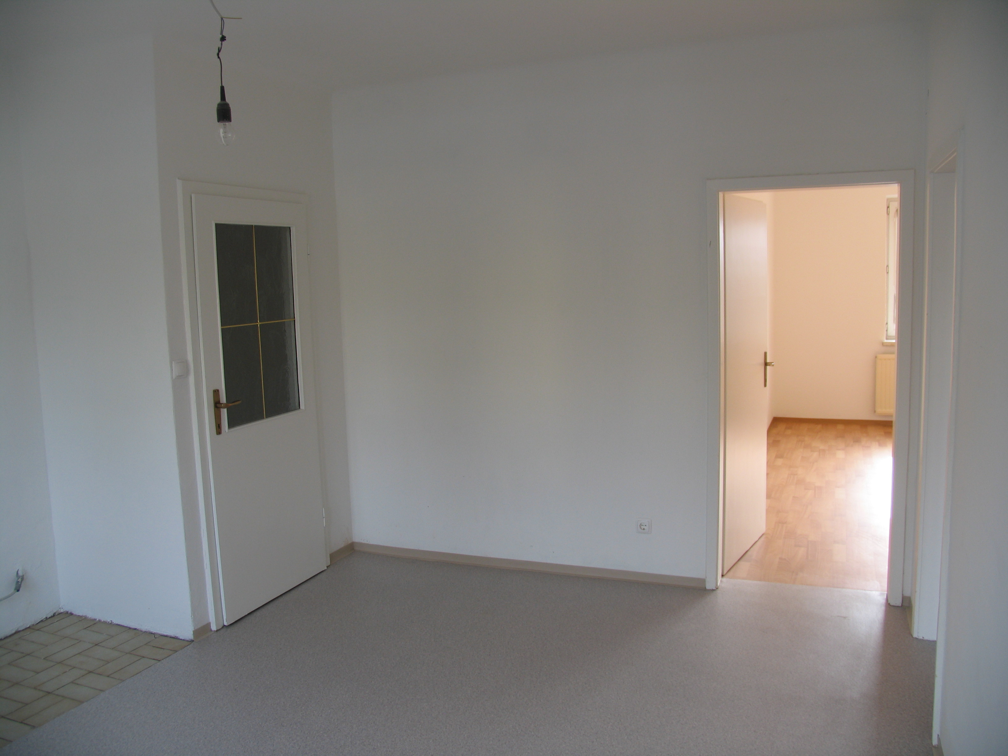 Hangweg: 2-Zimmerwohnung