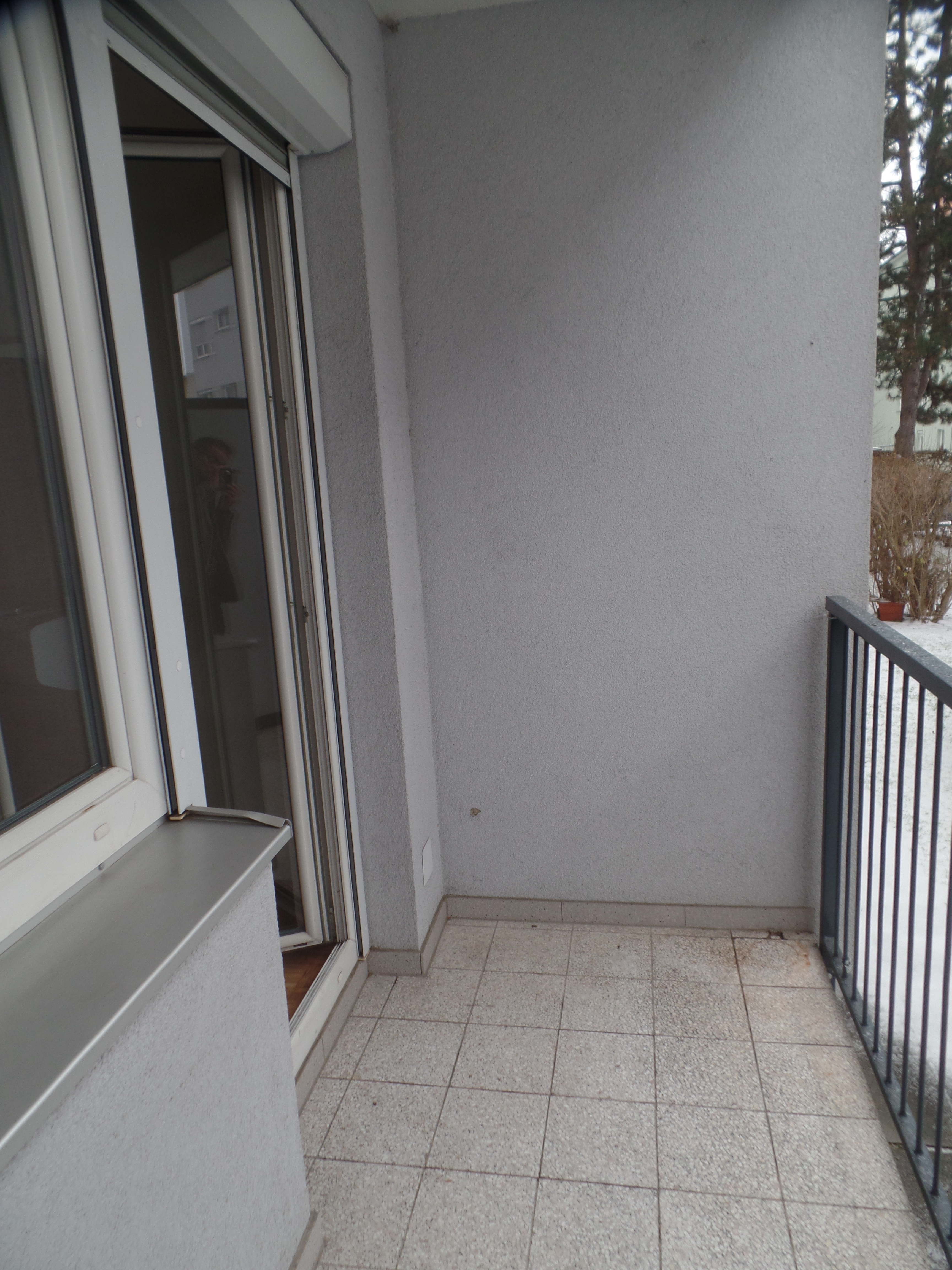 Gluckgasse: 1-Zimmerwohnung mit Balkon